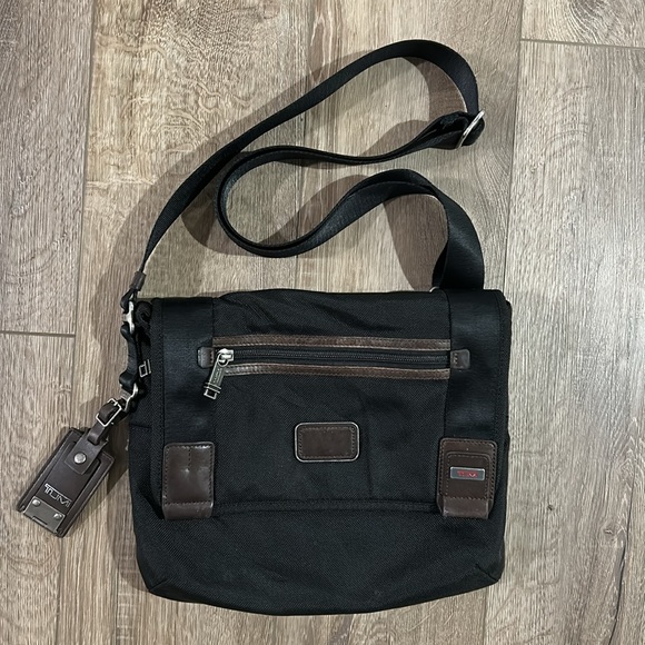 Tumi Other - TUMI Alpha Bravo Beale Black and Brown Crossbody Bag